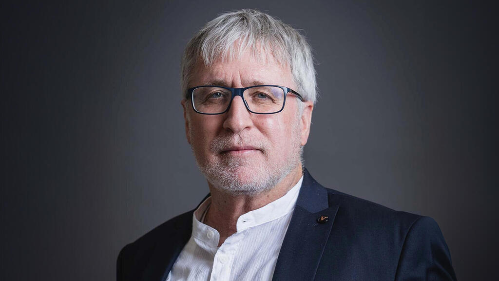 פרופסור דודי שוורץ