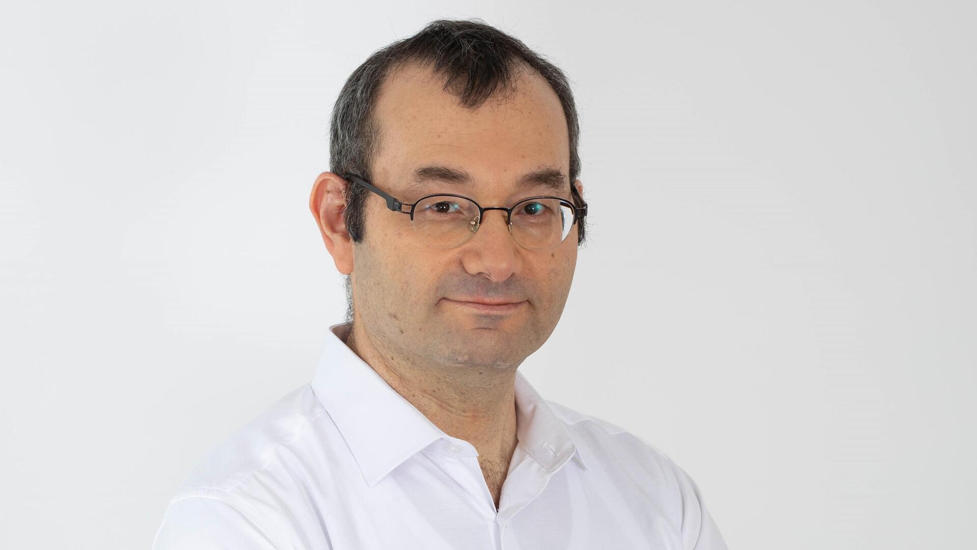 יואל יעקבסון CTO בקבוצת EMET 