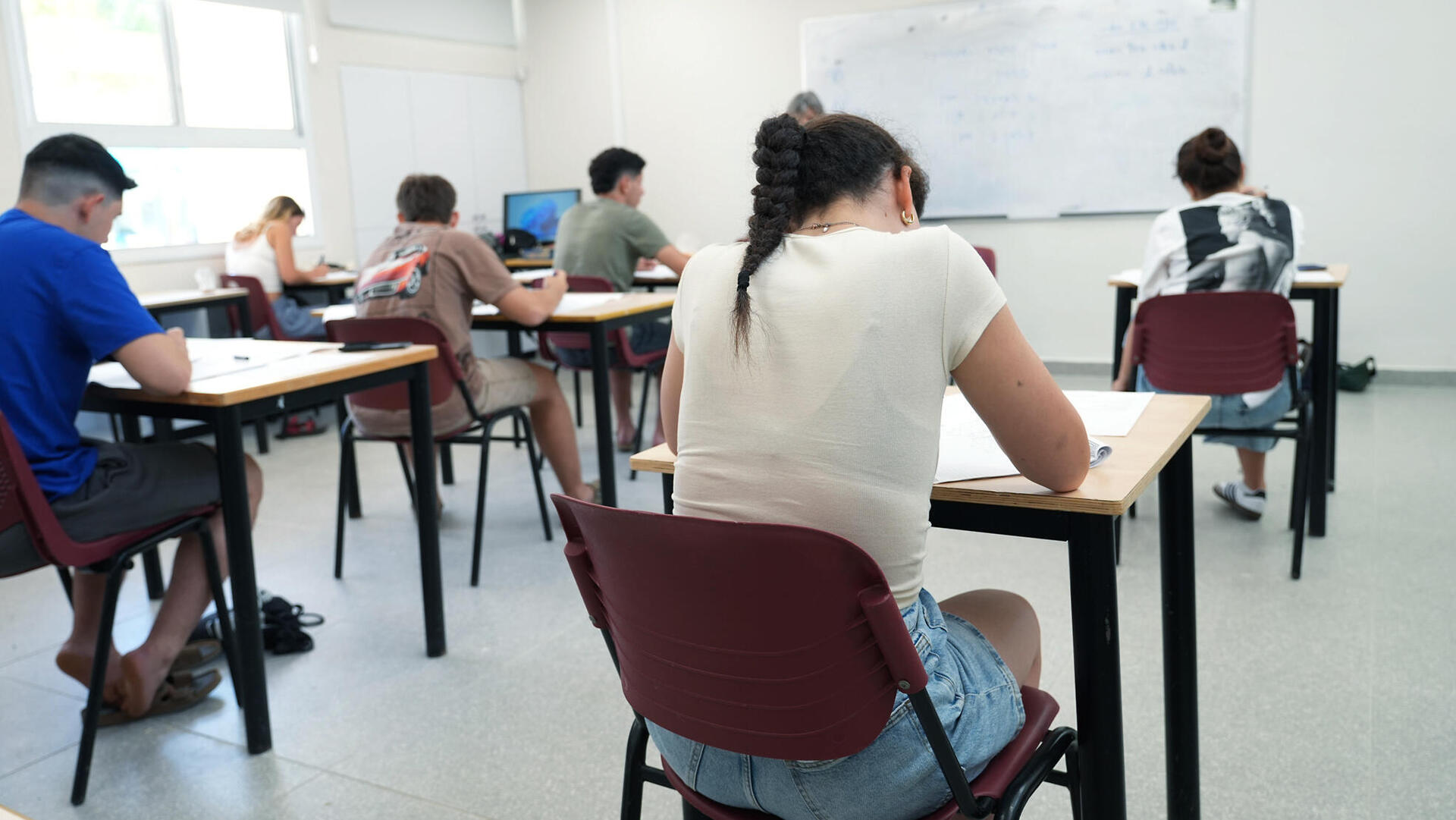 בגרות במתמטיקה ב בית הספר העורפי של נופי הבשור במרכז צוחר במועצה אזורית אשכול