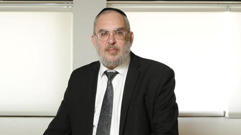 בשורה של השתלבות? מחליפו של גפני, יעקב אשר, הוא עוד מאותו הדבר - רק פחות צבעוני