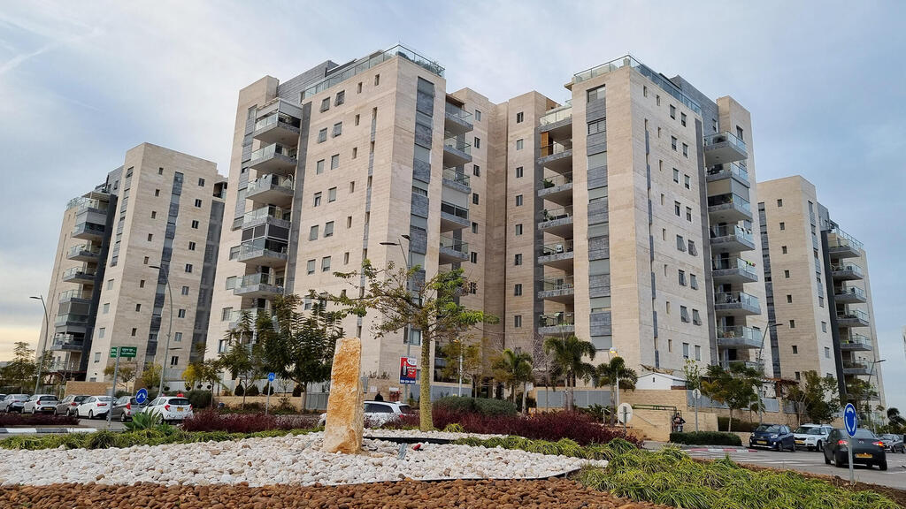 בנייני מגורים במרכז הארץ בניינים ב שכונת אביב ה חדשה ב ראש העין 