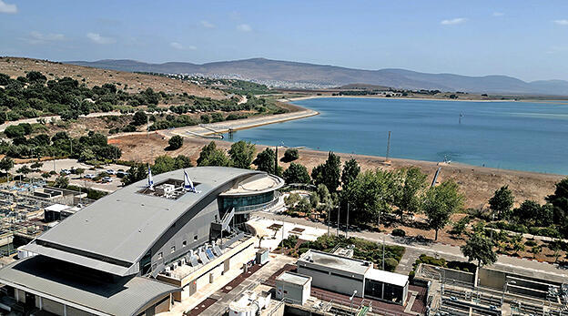 לשבור בשעת חירום - מקורות וידאו