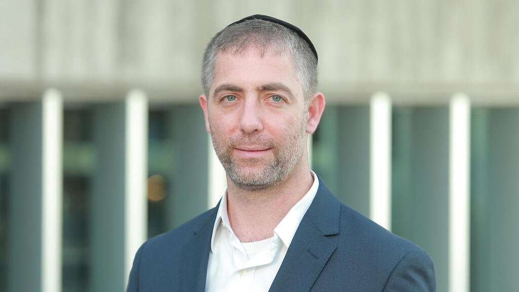 ספי זינגר, יו"ר רשות ני"ע (צילום: אוראל כהן) יו"ר רשות ני"ע ספי זינגר