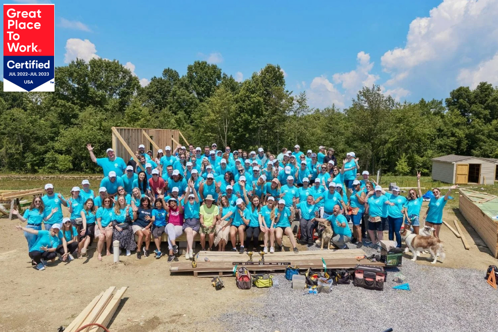 Altar'd State company employees in a voluntary activity