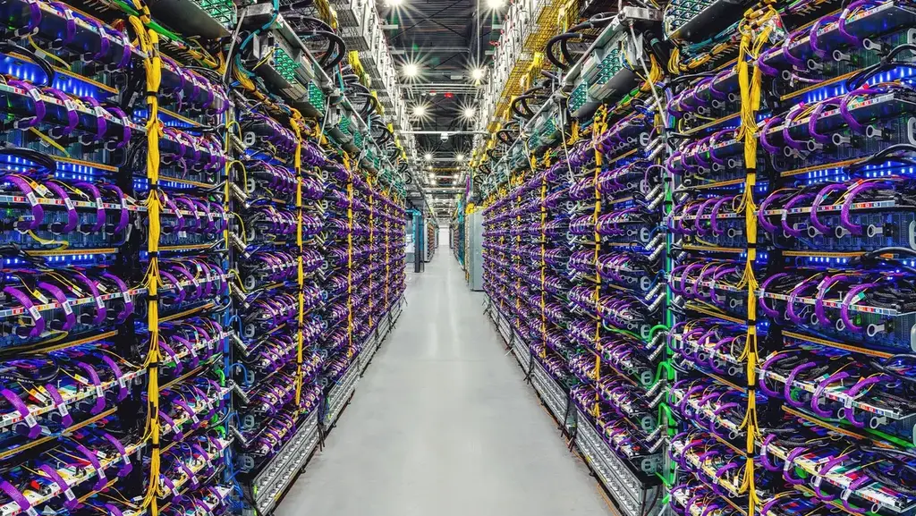 דאטה סנטר חוות שרתים