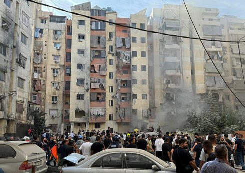 נזקי התקיפה, צילום: REUTERS/Mohamed Azakir