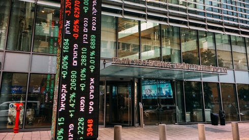 צילום: alexsl / iStock בורסת ת"א ננעלה בירידות קלות; מניות הביטוח זינקו השבוע ב-7.6%, שופרסל מחקה 10.5%