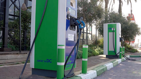 צילום: טל אזולאי תשלום באשראי, מחירים גלויים - ומה עדיין חסר? הרגולציה החדשה לטעינת רכבים חשמליים