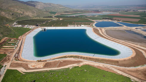 שיכון ובינוי אנרגיה עברה ב-2025 להפסד, אך צופה קפיצה בשנים הקרובות