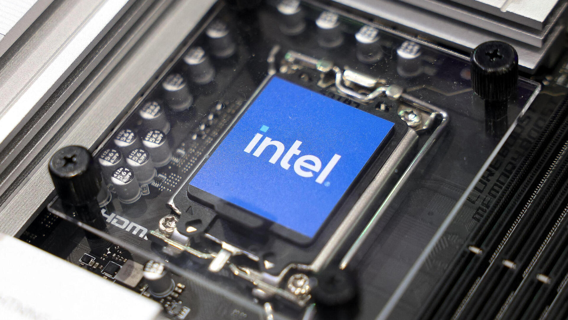 שבב של אינטל ב תערוכה ב טאייפיי 4.6.24