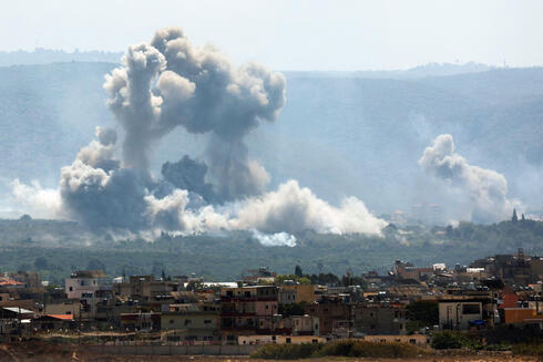 תקיפות צה"ל בדרום לבנון, אתמול, צילום:  REUTERS/Aziz Taher