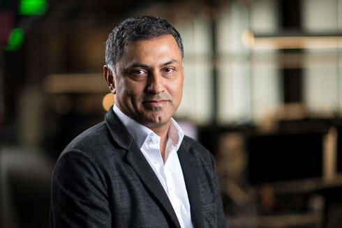 Nikesh Arora. Nikesh Arora.