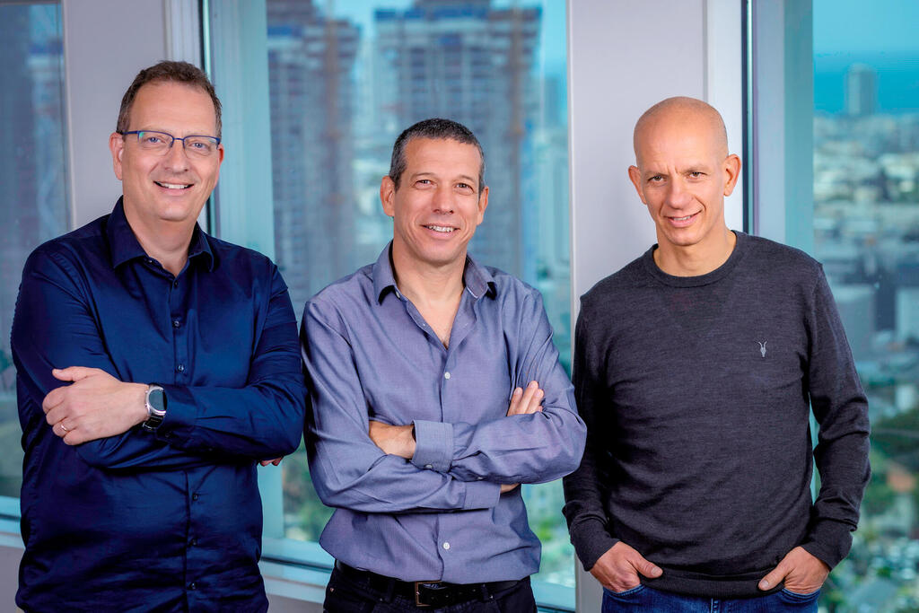 מימין  גלעד שביט  אורי עינן  ו גלעד הלוי ראשי קרן קדמה קפיטל
