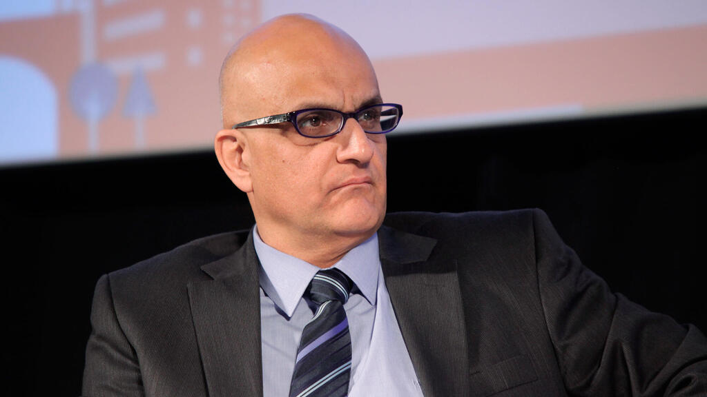 עוזי יצחקי, מנהל רשות המטרו (צילום: עמית שעל) עוזי יצחקי מנכל משרד ה תחבורה פאנל תחבורה ועידת נדלן