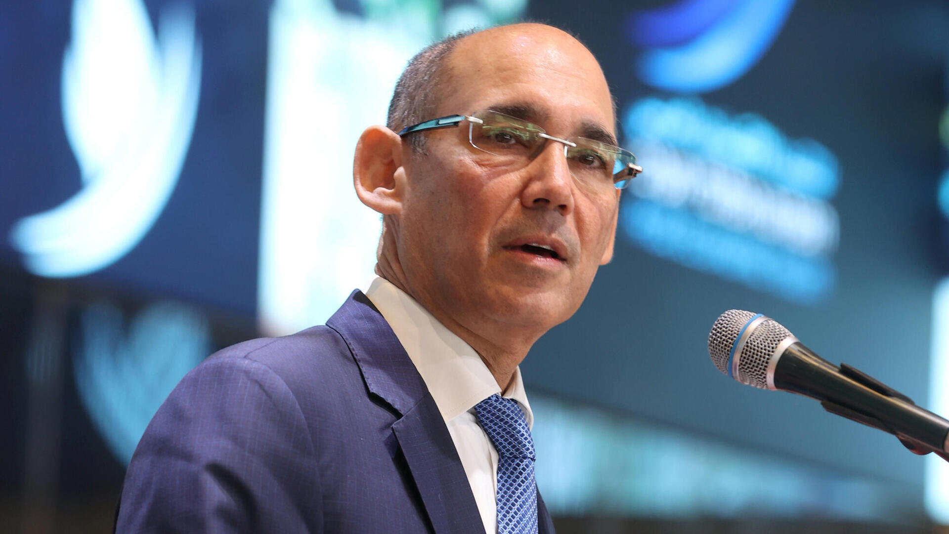 פרופסור אמיר ירון  נגיד בנק ישראל