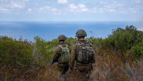 מטח לכיוון חיפה; צה"ל: לוחם בחטיבת הנח"ל נפצע קשה בדרום לבנון