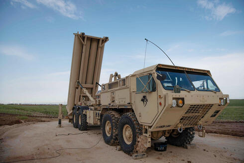 מערכת הגנה אווירית THAAD, צילום: AFP PHOTO / HANDOUT / DVIDS / US ARMY / Staff Sergeant Cory D. Payne