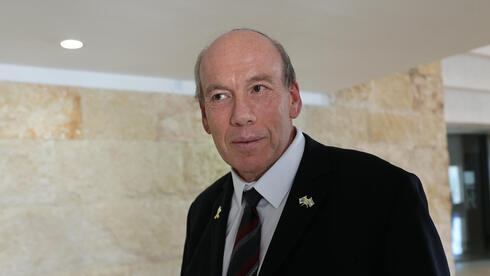 ועדת הכספים אישרה מענק פרישה של 385 אלף שקל למבקר המדינה 