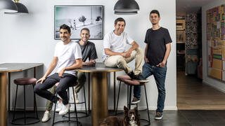 מייסדי Wiz וויז , מימין לשמאל: רועי רזניק , עמי לוטבק , אסף רפפורט ו ינון קוסטיקה