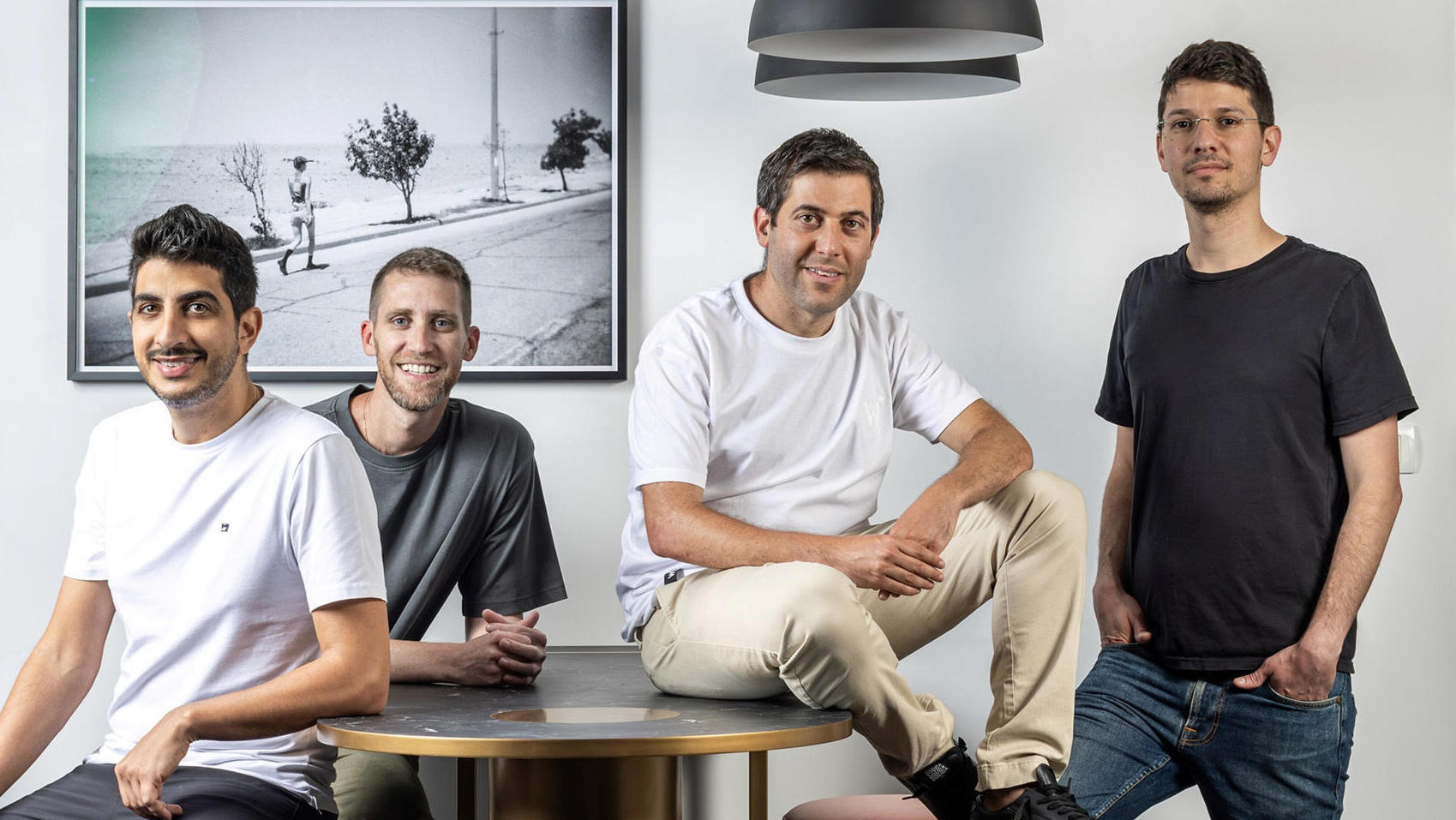 מייסדי Wiz וויז , מימין לשמאל: רועי רזניק , עמי לוטבק , אסף רפפורט ו ינון קוסטיקה