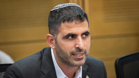 סופית: משרד התקשורת אסר על החברות לגבות עמלות הוראות קבע