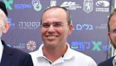 זהר זולר, מנהל צוות תוכנית אב לתחבורה בירושלים (שני מימין) בטקס חנוכת מסוף הארזים