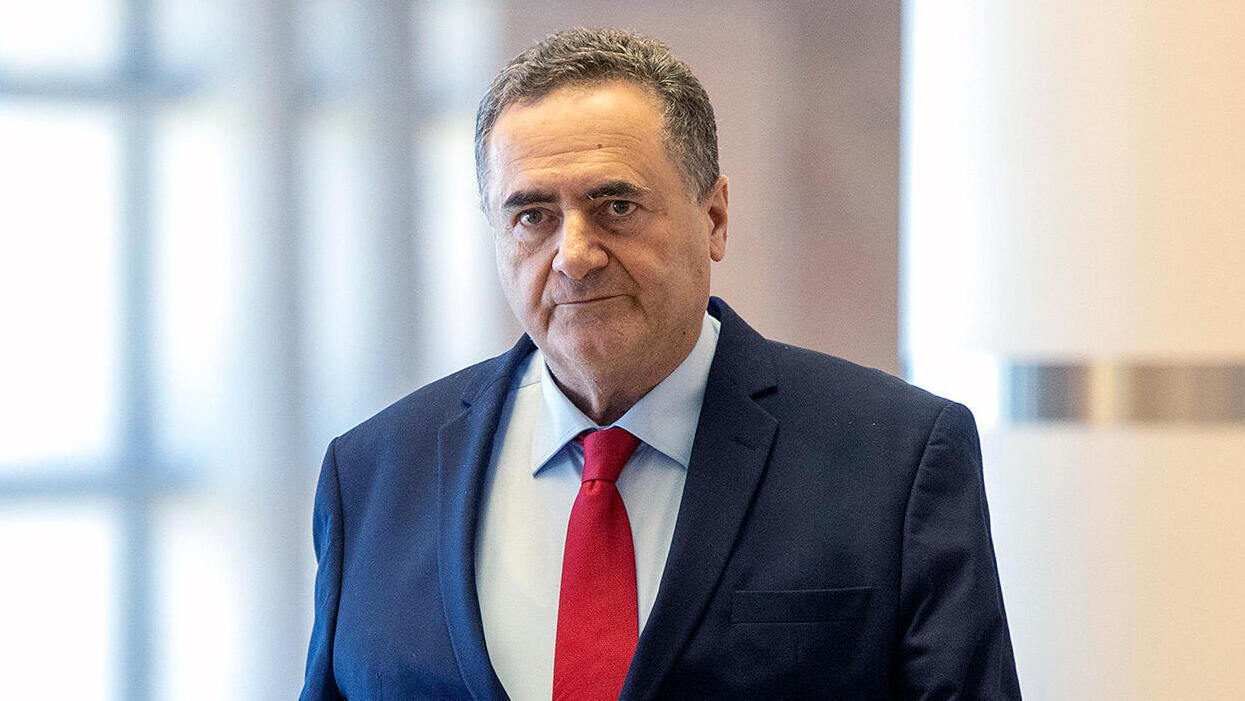 שר הביטחון ישראל כץ בכניסה לישיבת סיעת הליכוד