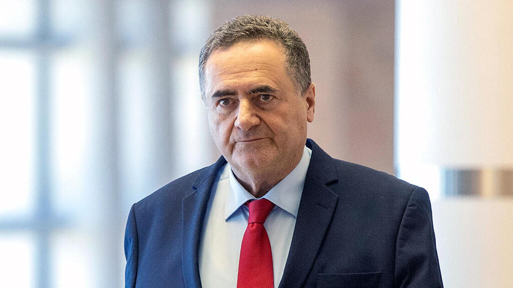 שר הביטחון ישראל כץ בכניסה לישיבת סיעת הליכוד