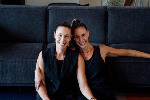 Dr. Merav Mor and Dr. Michal Mor, are co-founders at Lumen. 