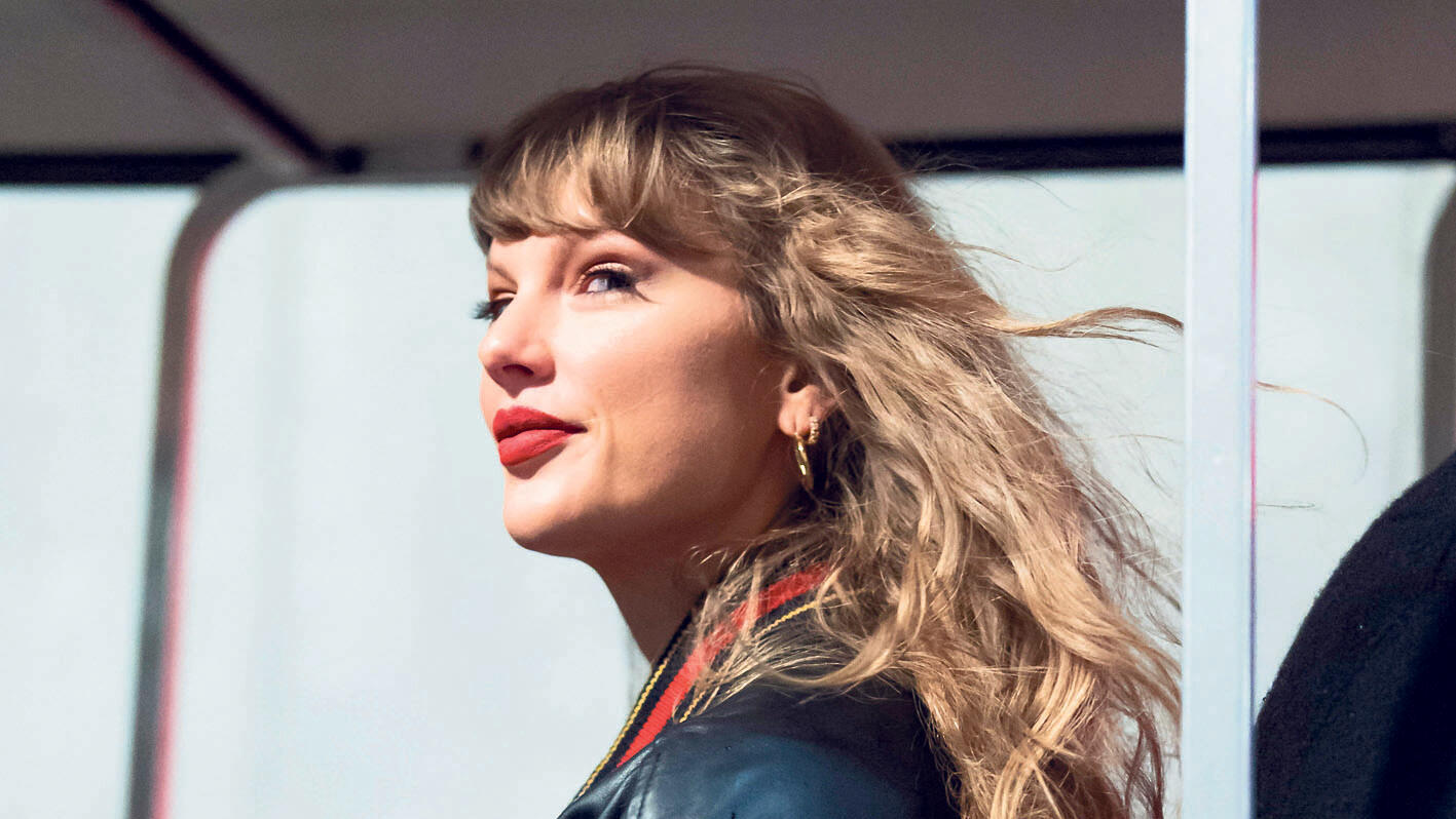 פנאי טיילור סוויפט זמרת