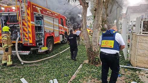 ירי ללא הפסקה מלבנון: מטחים לגוש דן, חיפה ונהריה, פצועים בפתח תקווה