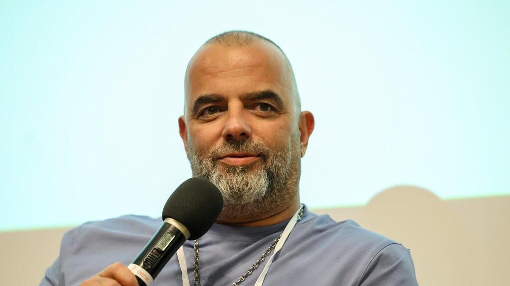 מנכ"ל ויקטורי אייל רביד