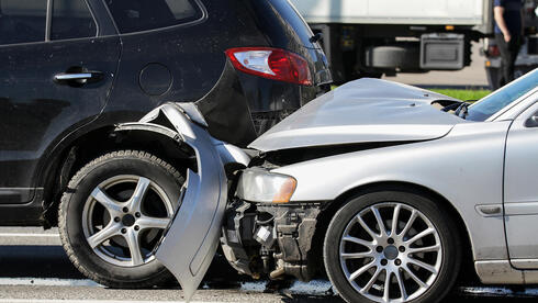 צילום: StockPhotosLV/Shutterstock ייצוגית של 63 מיליון שקל נגד מנורה: לא פיצתה על ירידת ערך ברכב