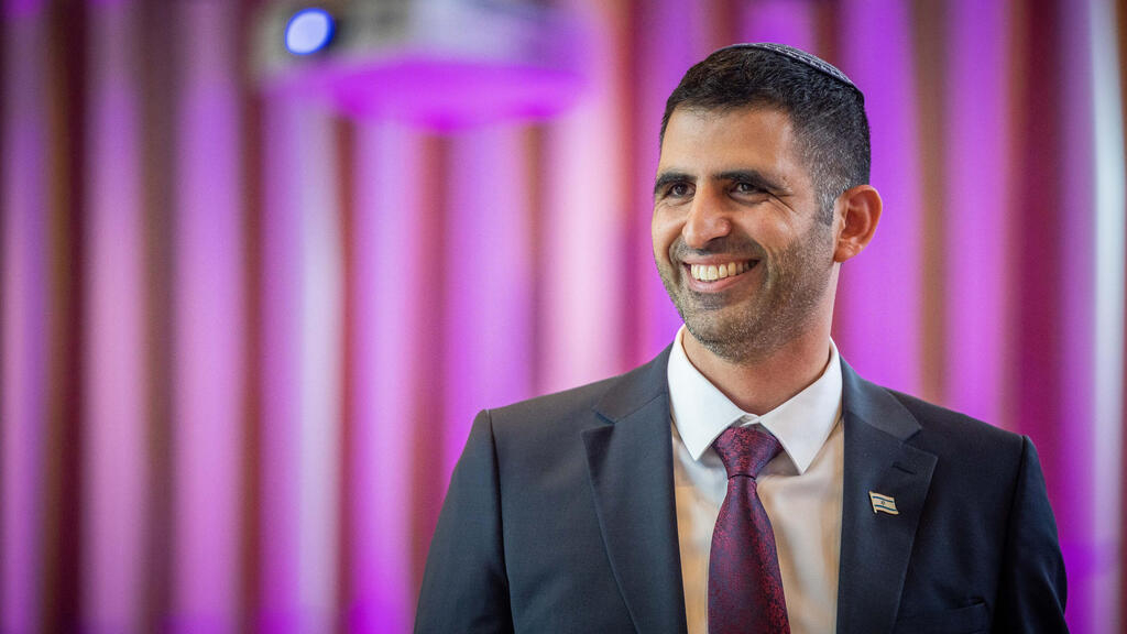 שר התקשורת שלמה קרעי