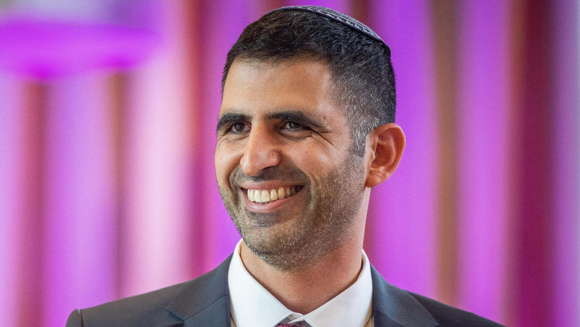 שר התקשורת שלמה קרעי