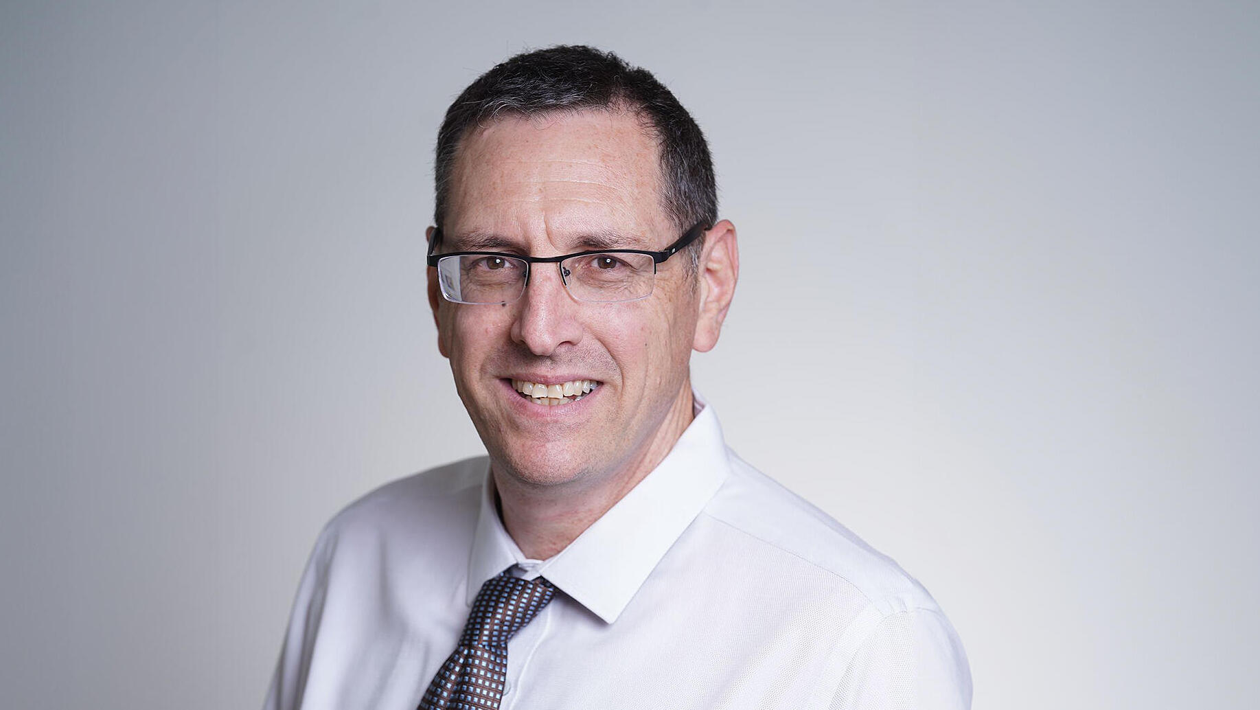 עמית בירמן מנכ"ל שיכון ובינוי