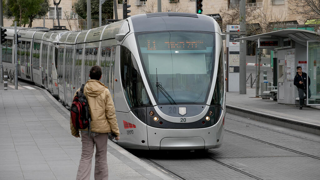 הרכבת הקלה בירושלים (צילום: אוהד צויגנברג) הרכבת הקלה ב ירושלים רכבת קלה