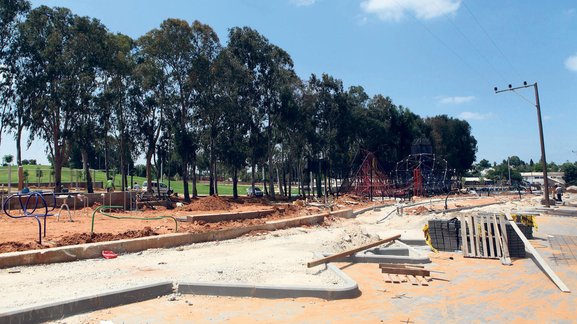  מתחם תעש רמת השרון