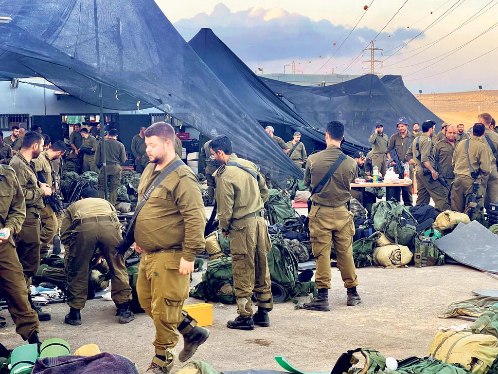 גיוס של חיילי מילואים ל שירות 