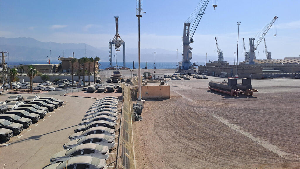 נמל אילת ריק מ רכבים חדשים