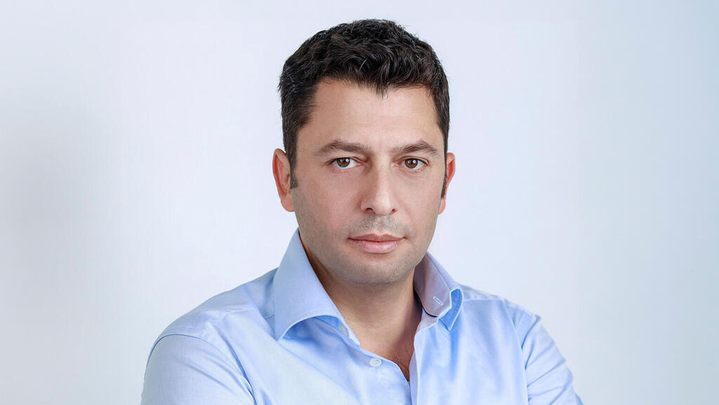  זיו יעקובי מנכל ודירקטור קבוצת אקרו