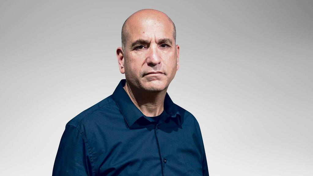 ד״ר עמיר גבעתי, מנהל השירות המטאורולוגי. מספר הימים עם תנאי ״קיצון״ לשריפות עלה בעשרות אחוזים בשנים האחרונות (צילום: טל שחר) ד״ר עמיר גבעתי מנהל השירות המטאורולוגי