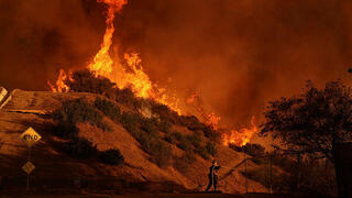 שריפות שריפה ב אזור לוס אנג'לס ארה"ב 2
