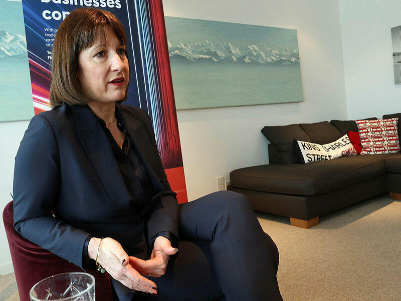 שרת האוצר של בריטניה רייצ'ל ריבס 2