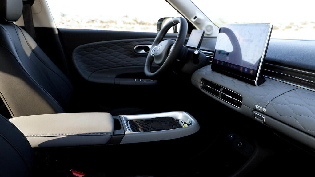 מבחן רכב דונגפנג בוקס מבפנים