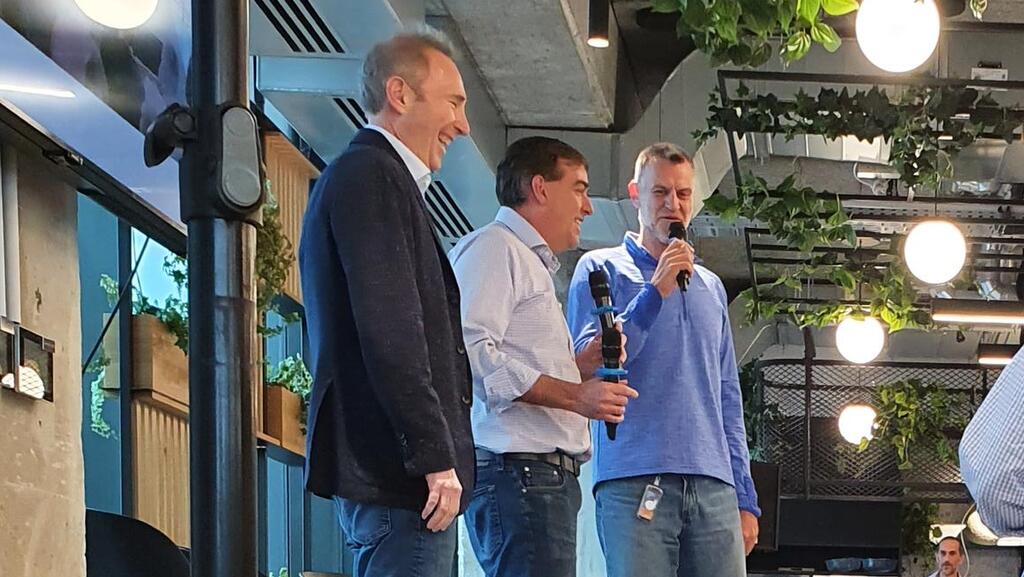 Amazon and AWS CEOs make under-the-radar visit to Israel R&D center focused on chips