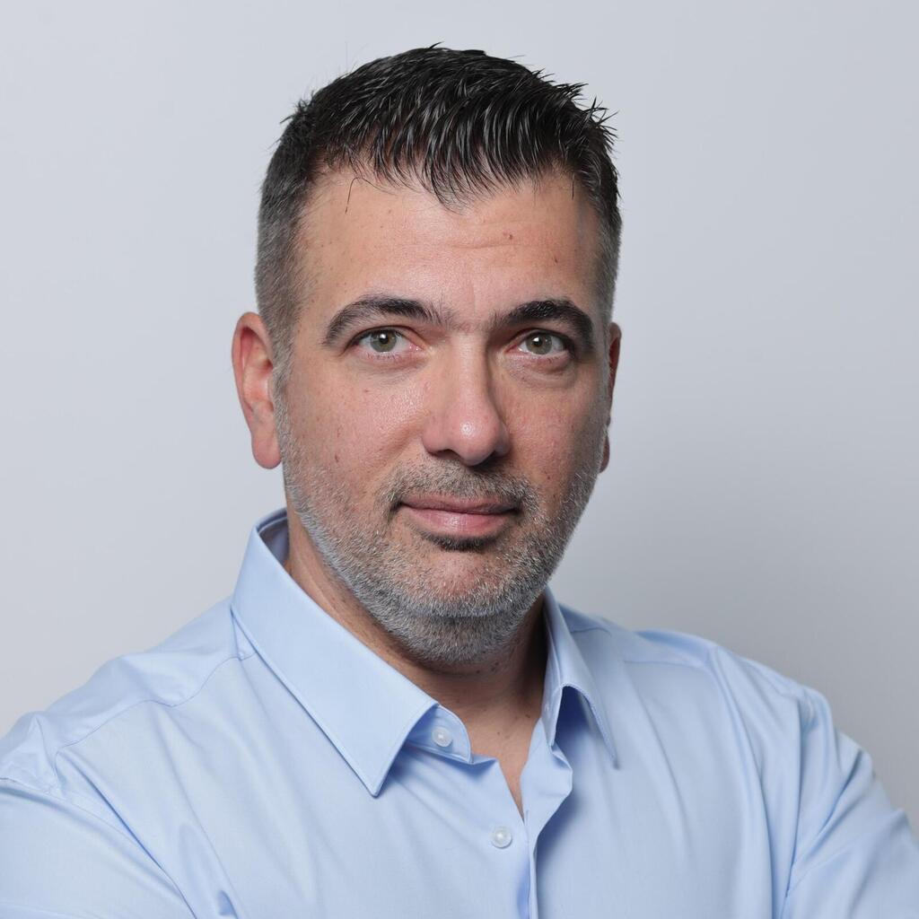 רו"ח אלירן קורן