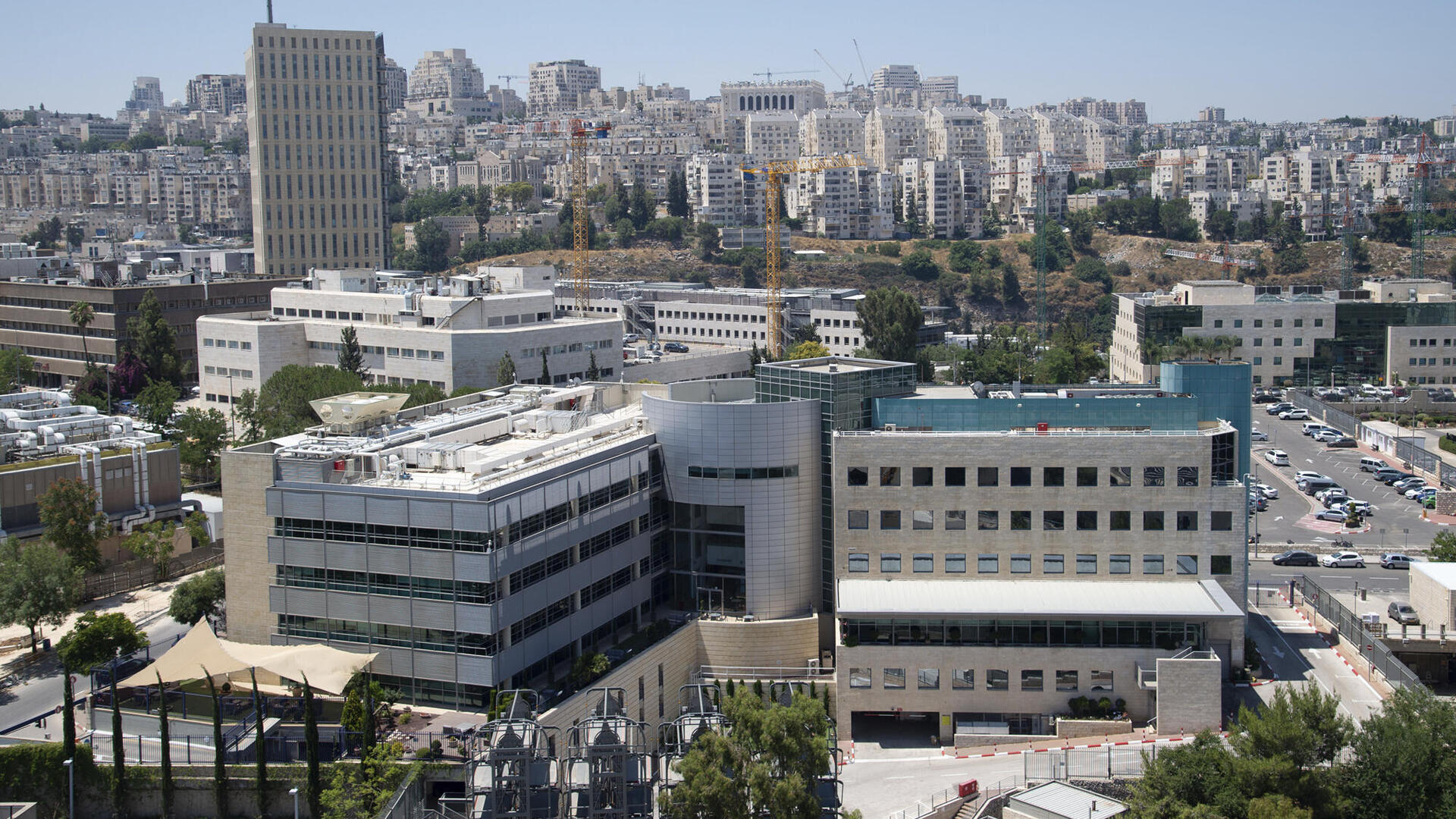 חוות ה שרתים תת קרקעית ב הקמה ב הר חוצבים 