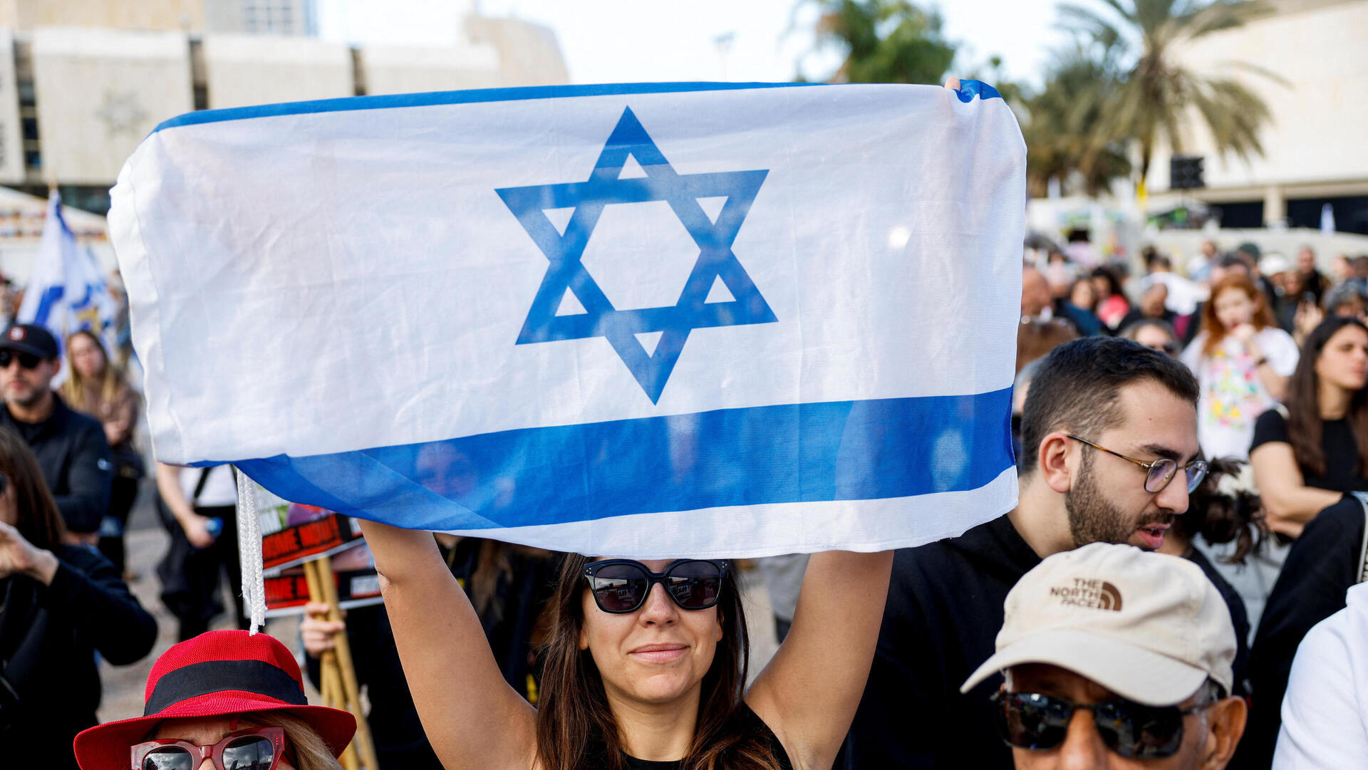 כיכר החטופים