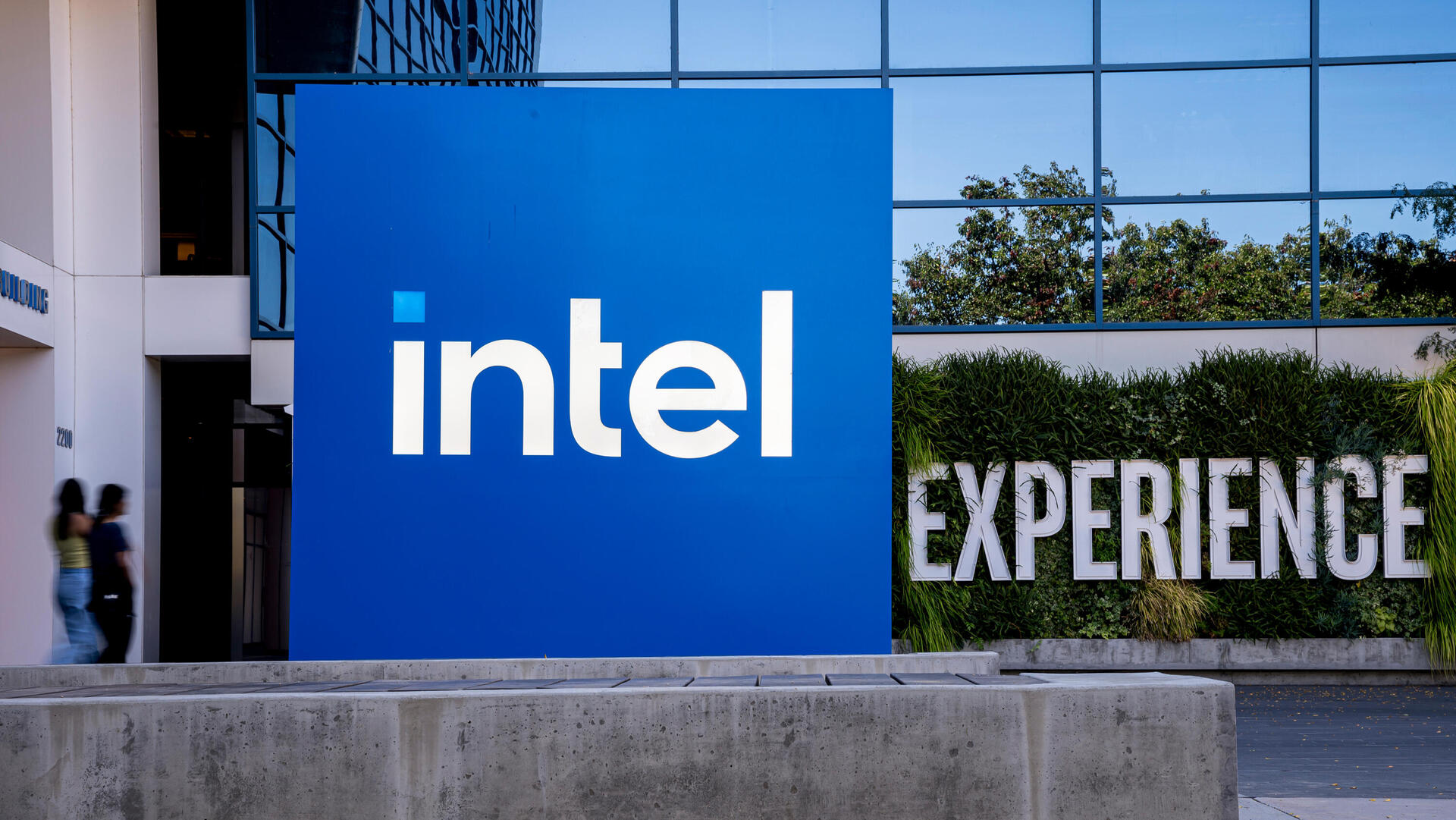 מטה אינטל ב קליפורניה ארה"ב 6.9.24